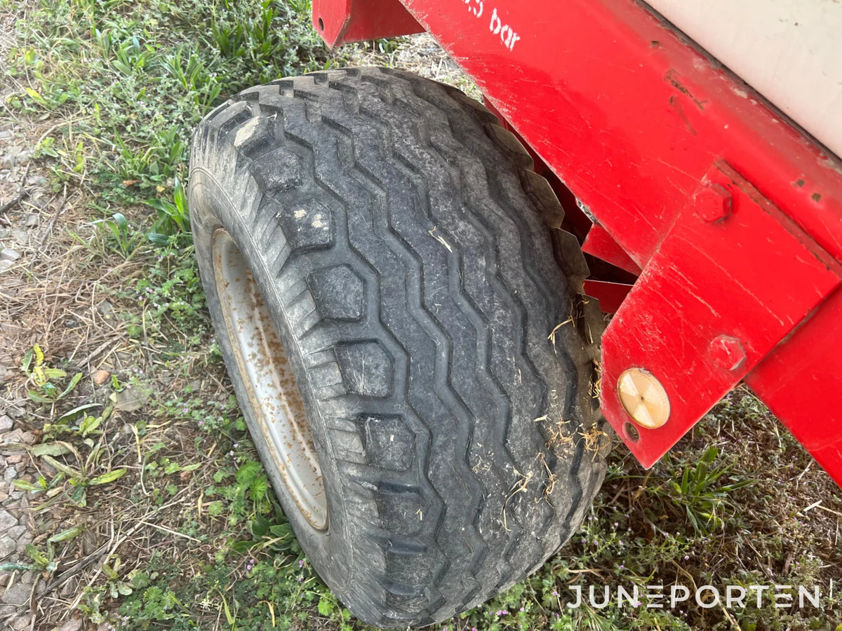 Självlastarvagn Pöttinger Boss 2 514