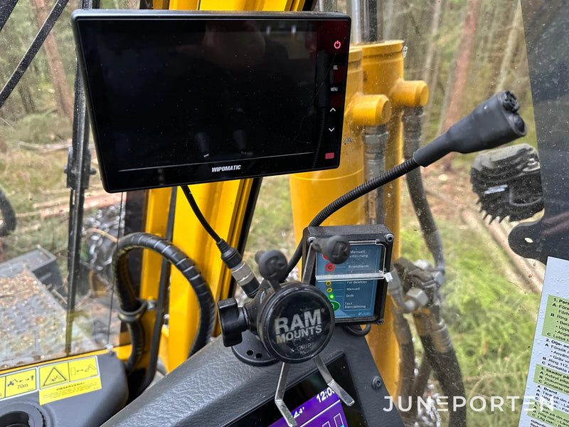 Skördare Eco Log 560 E med Log Max 4000T