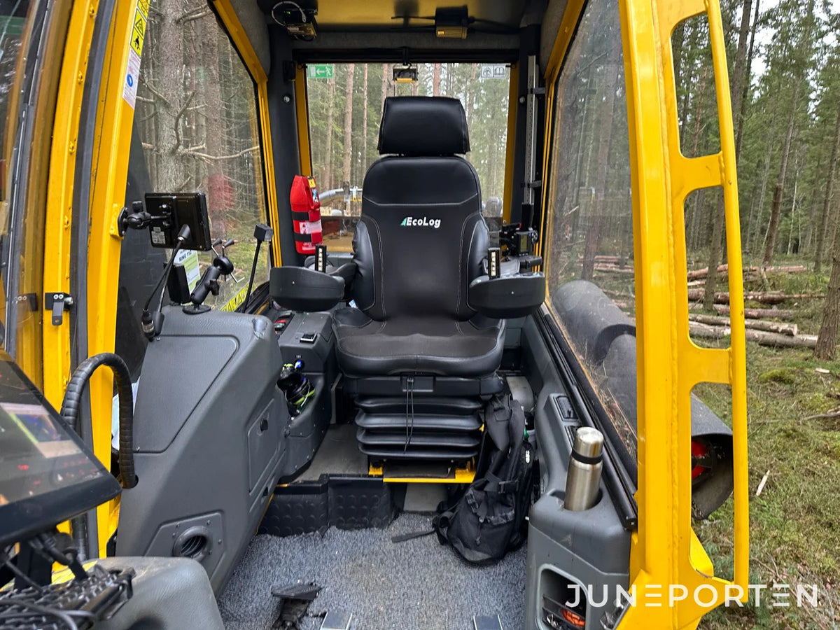 Skördare Eco Log 560 E med Log Max 4000T