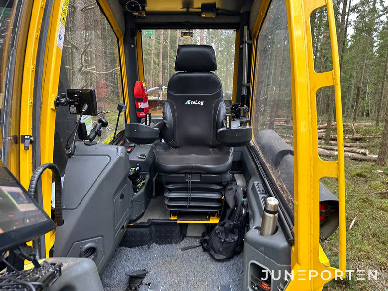 Skördare Eco Log 560 E med Log Max 4000T