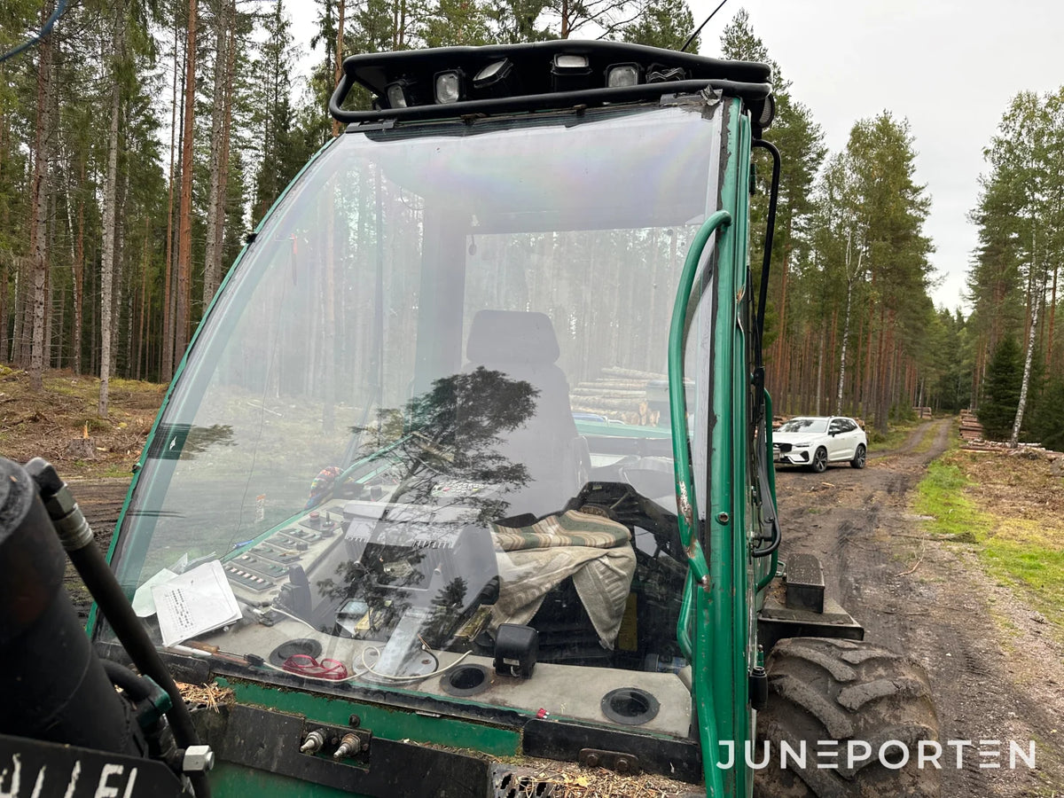 Skördare Timberjack 1070D