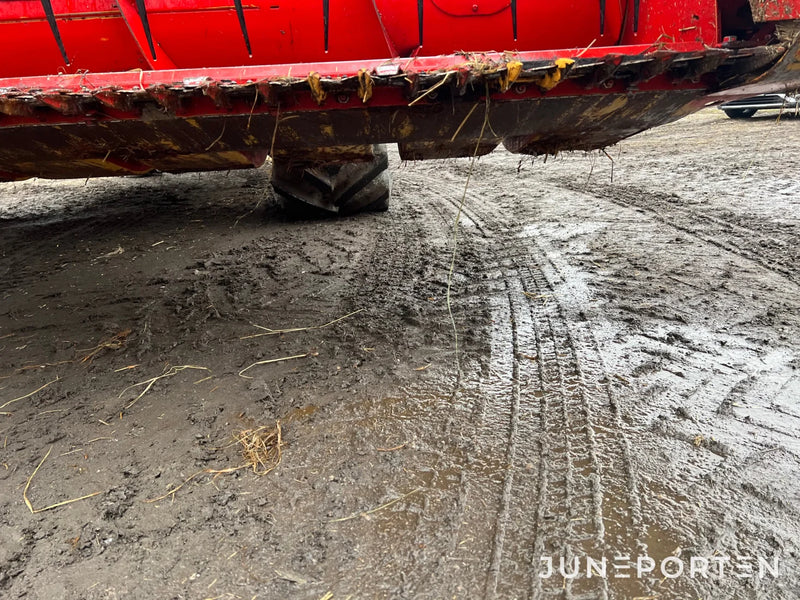 Skördetröska Massey Ferguson C6