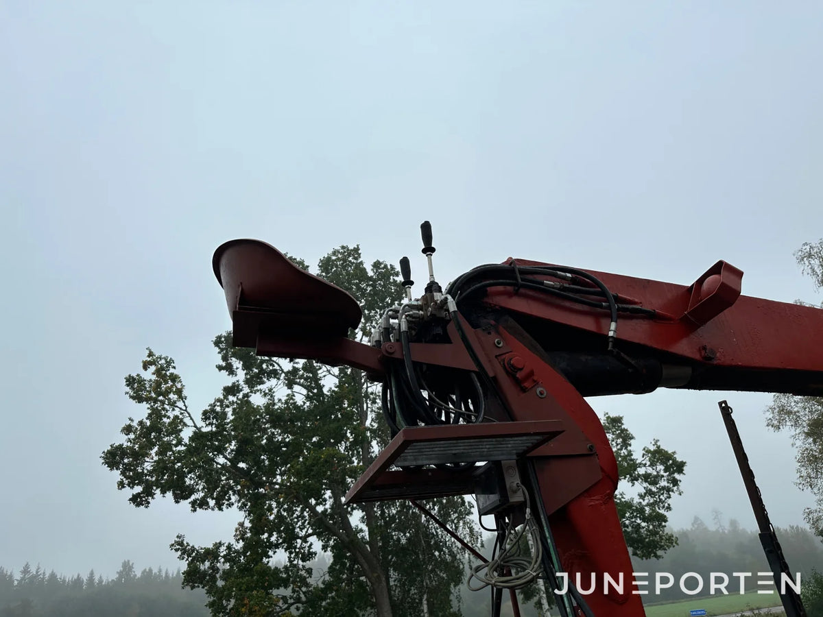 Skogsvagn med Hiab kran