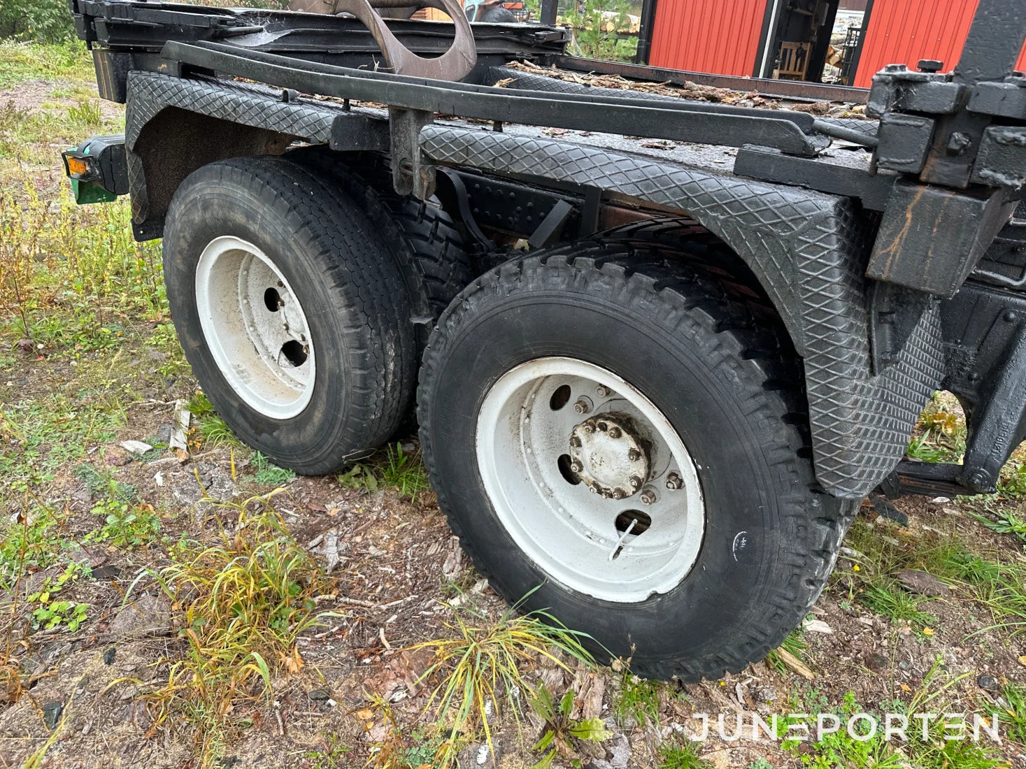 Skogsvagn med Hiab kran