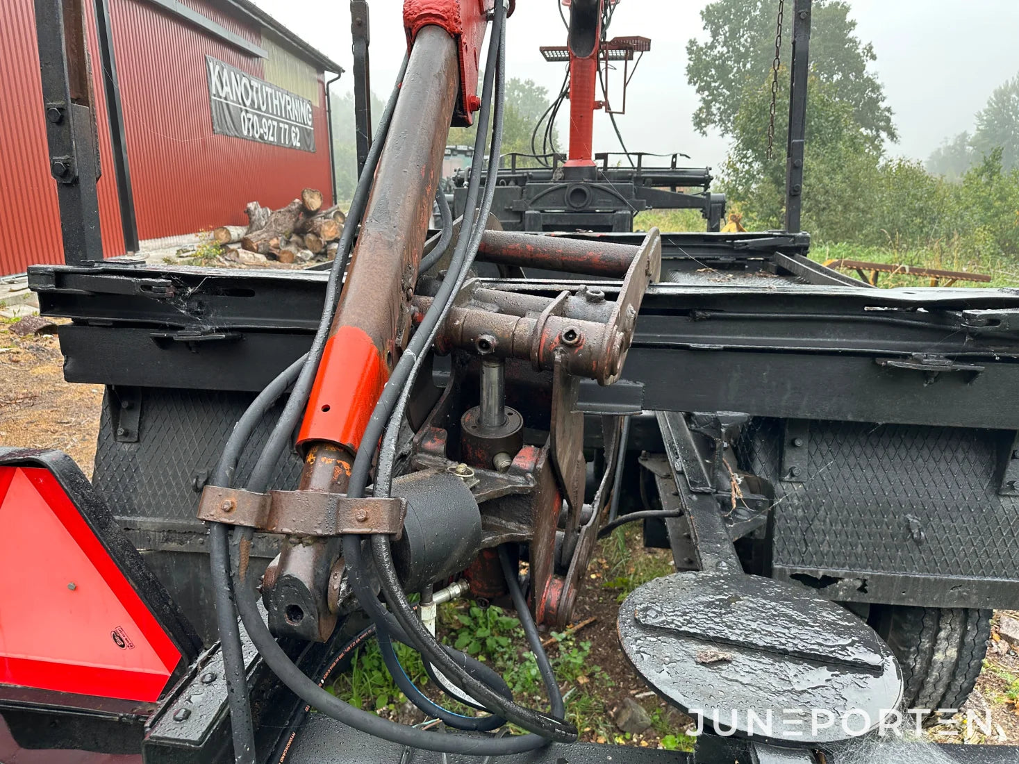 Skogsvagn med Hiab kran