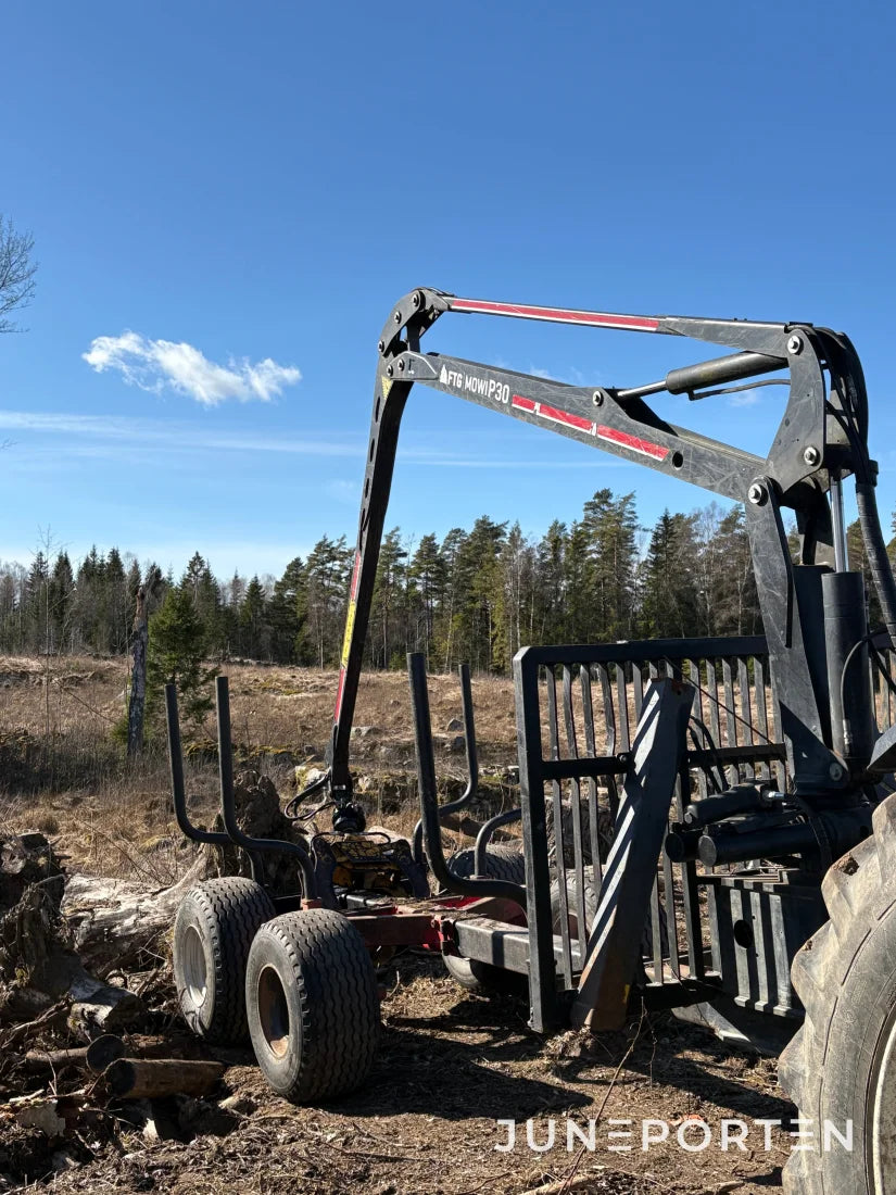 Skogsvagn Mowi 850