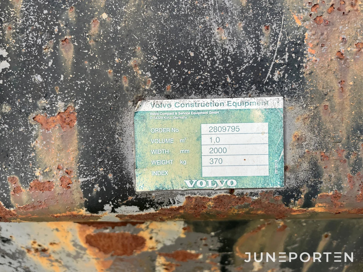 Skopa 1m3 med flera fästen