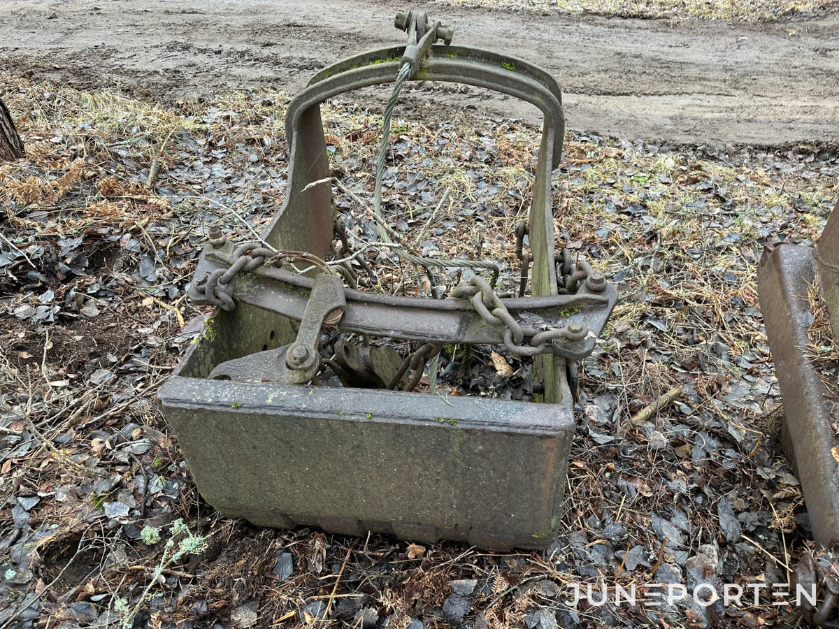 Slängskopa med kedjor