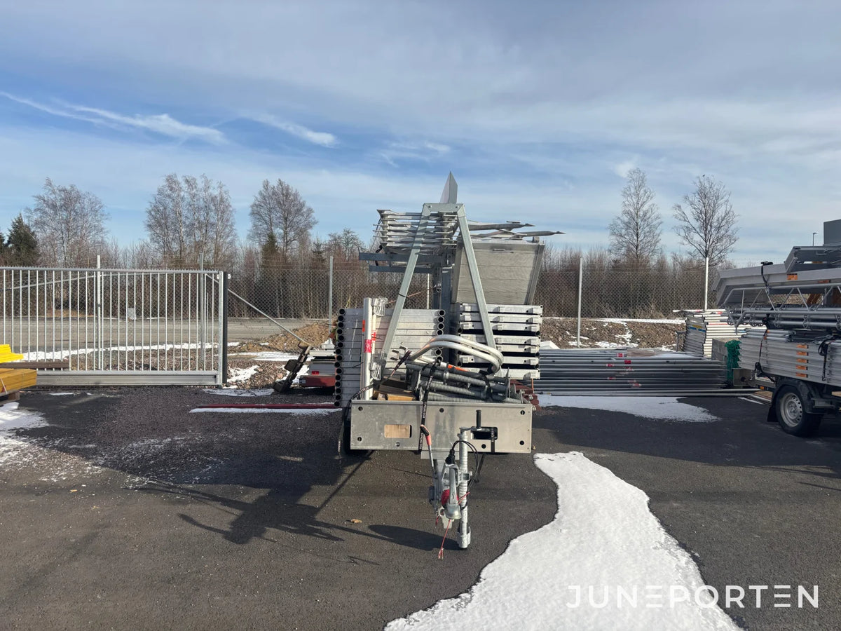 Släpvagn Tysse med byggnadsställning
