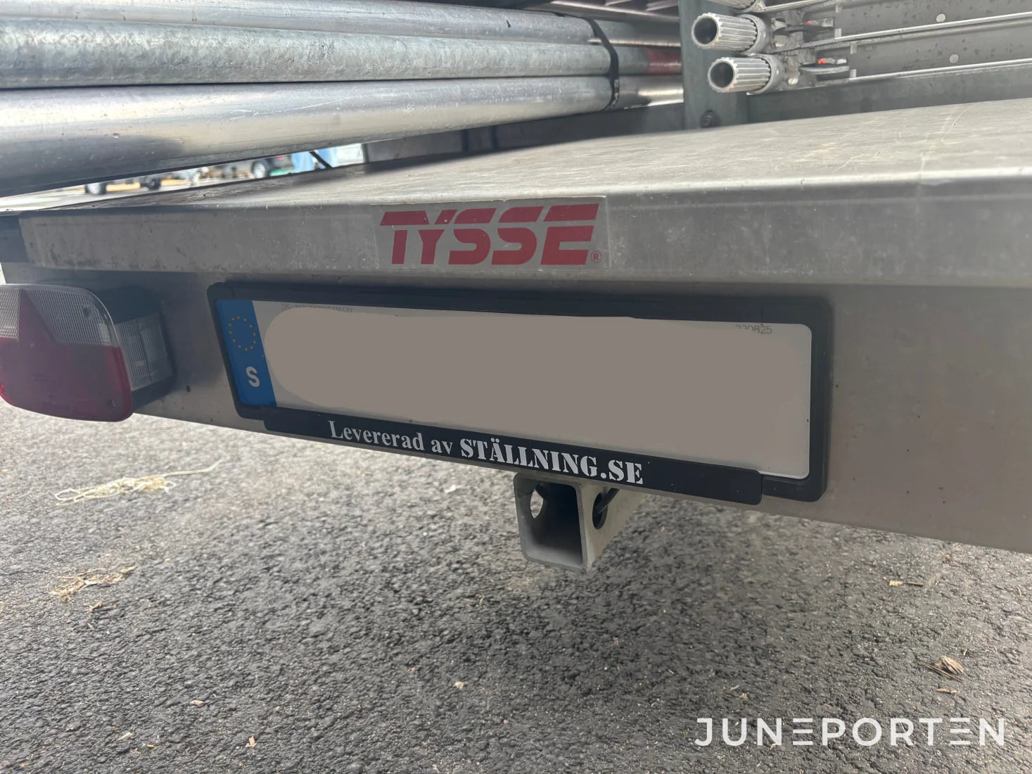 Släpvagn Tysse med byggnadsställning