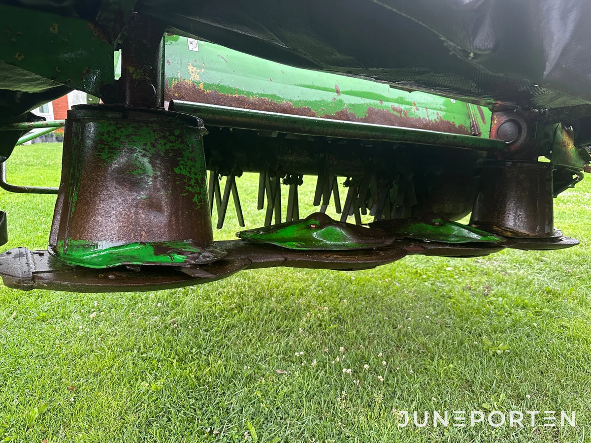 Slåtterkross John Deere 1340