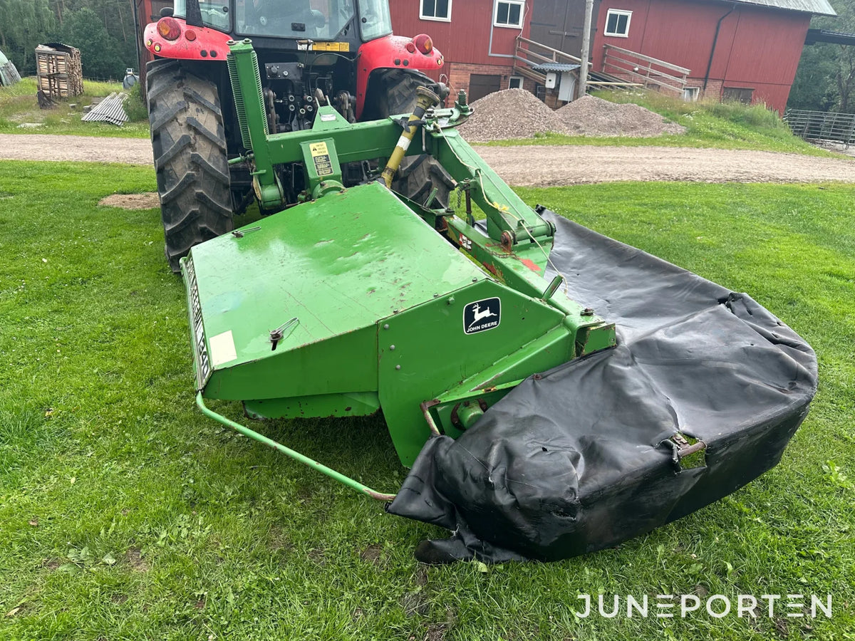 Slåtterkross John Deere 1340
