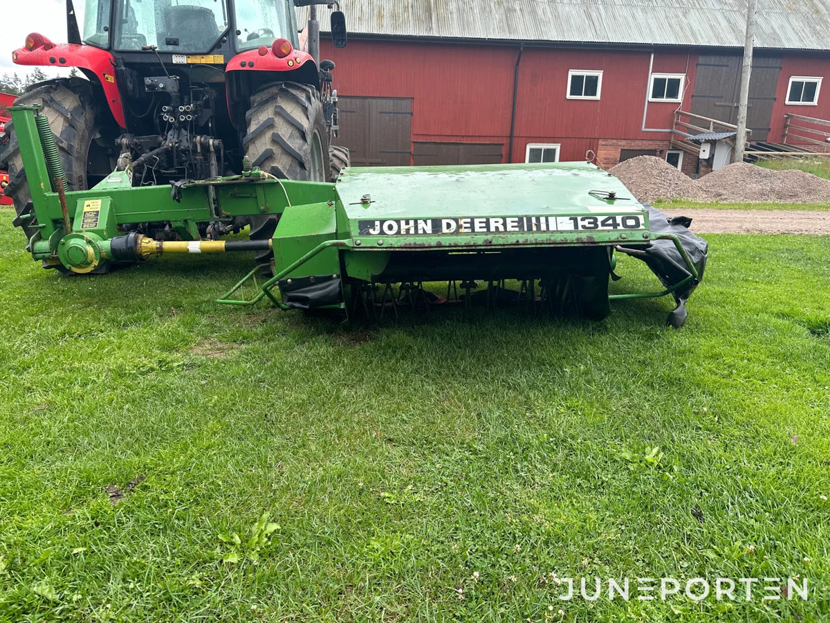 Slåtterkross John Deere 1340