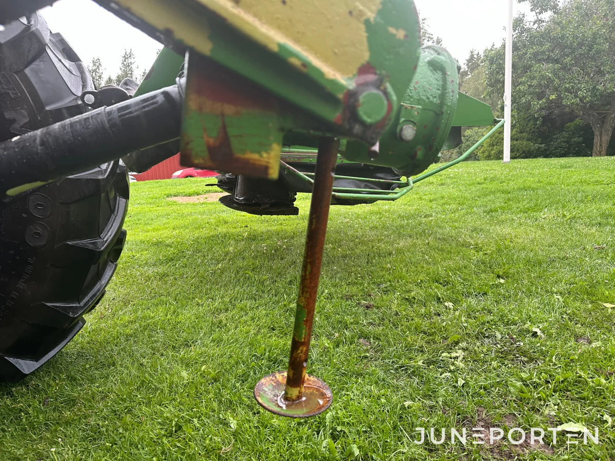 Slåtterkross John Deere 1340