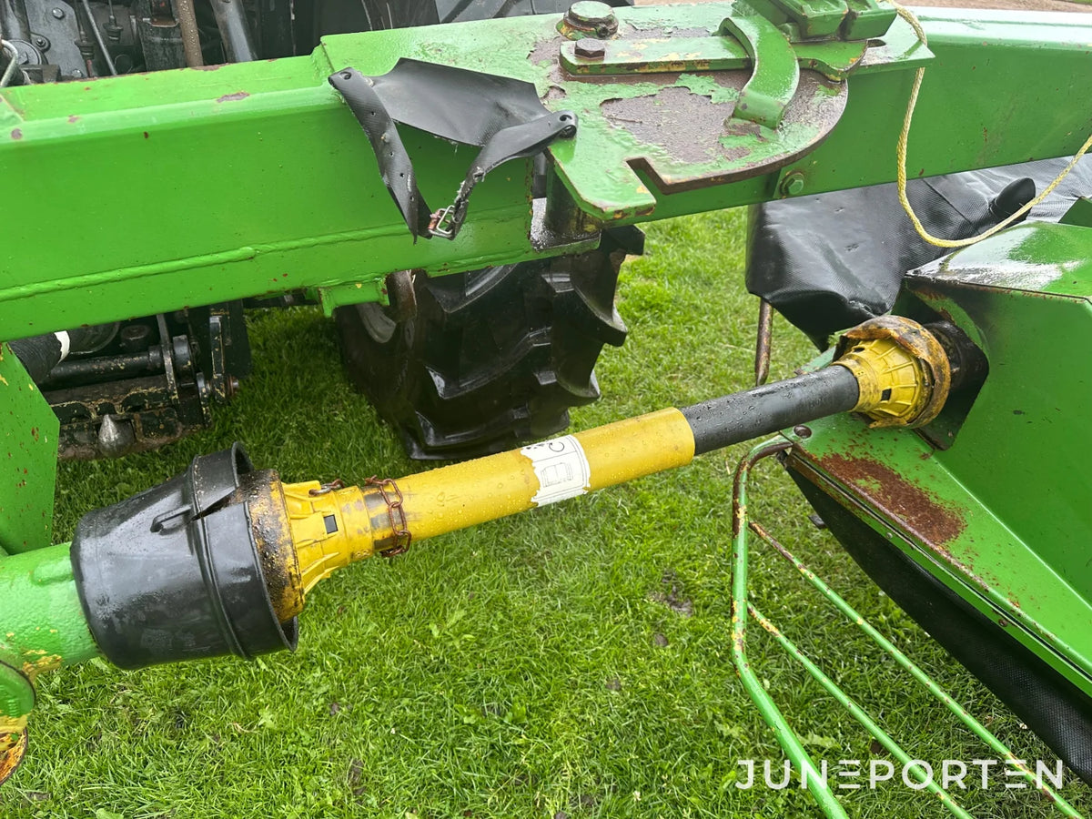 Slåtterkross John Deere 1340