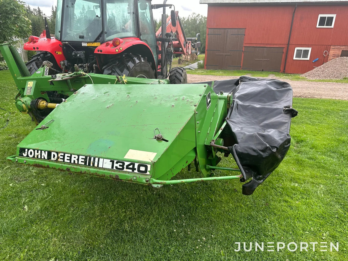 Slåtterkross John Deere 1340