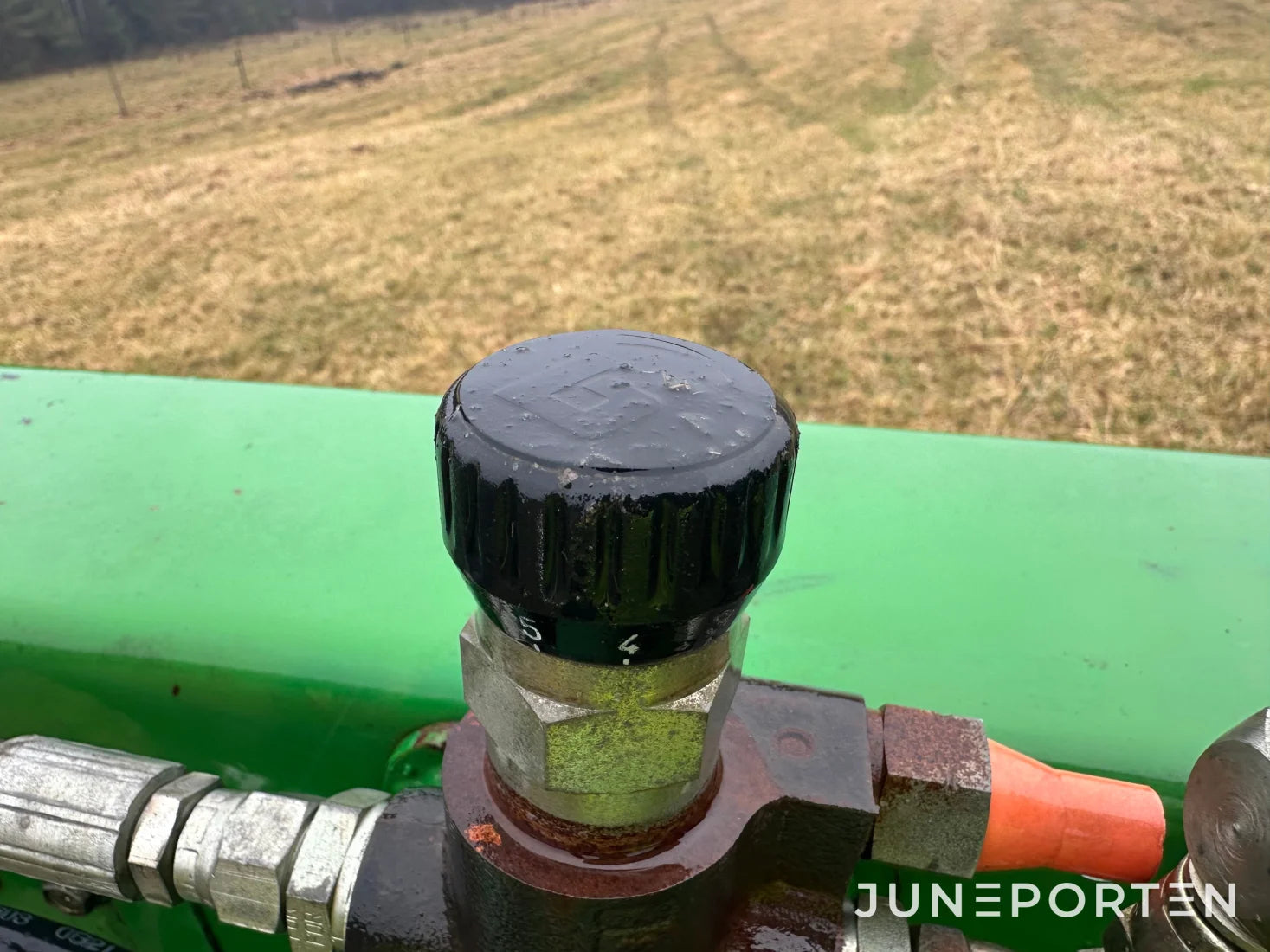 Slåtterkross John Deere 1350