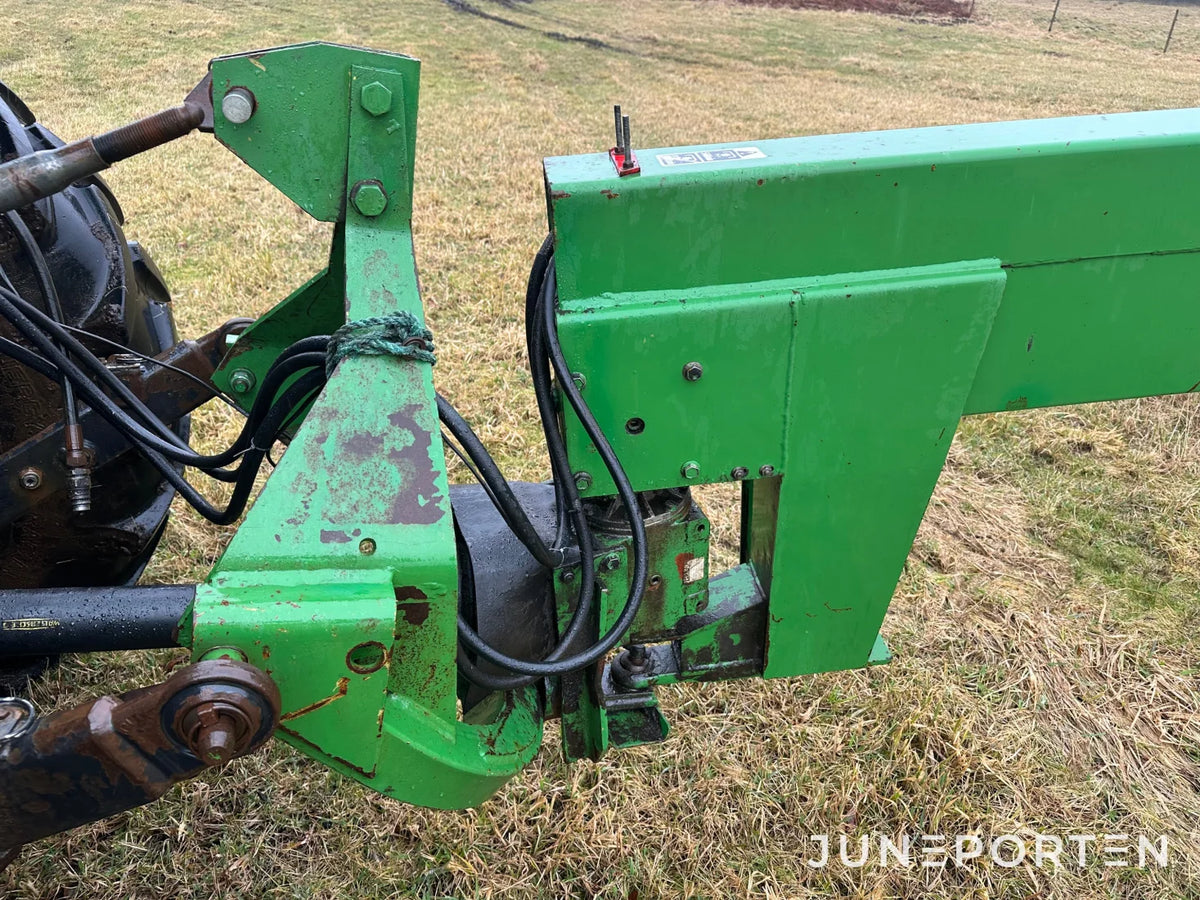 Slåtterkross John Deere 1350