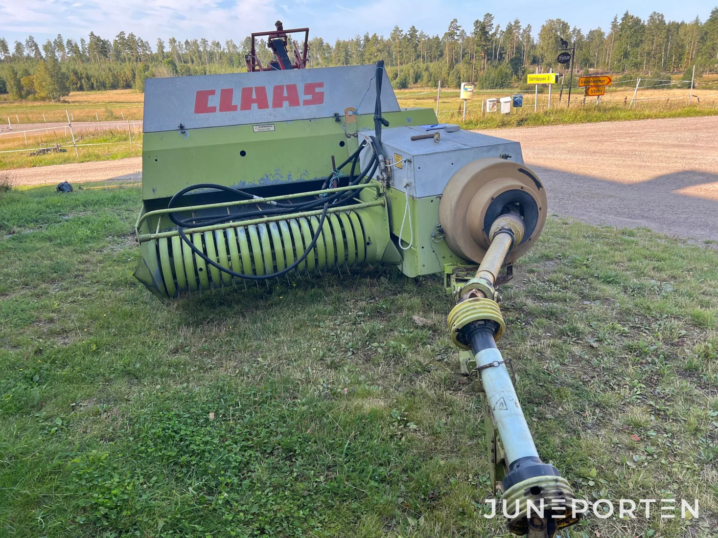 Småbalspress Claas Markant 41