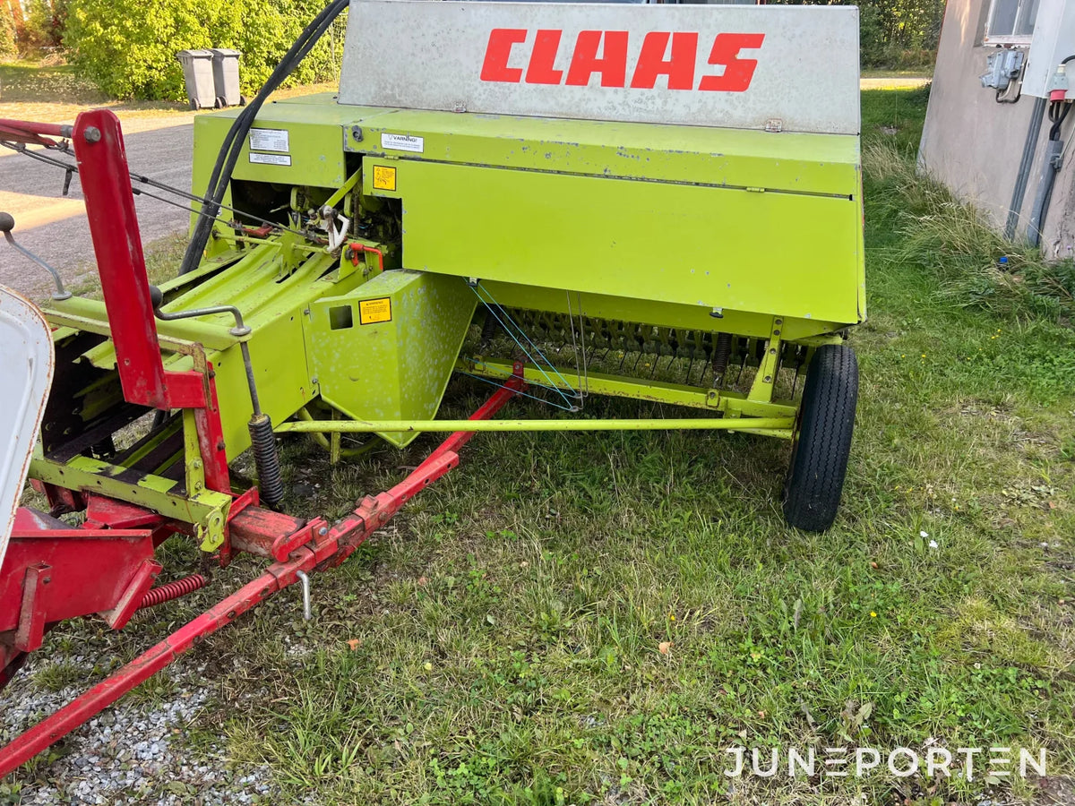 Småbalspress Claas Markant 41