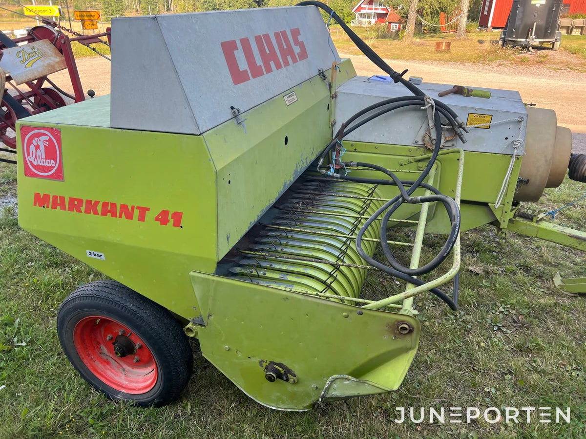 Småbalspress Claas Markant 41