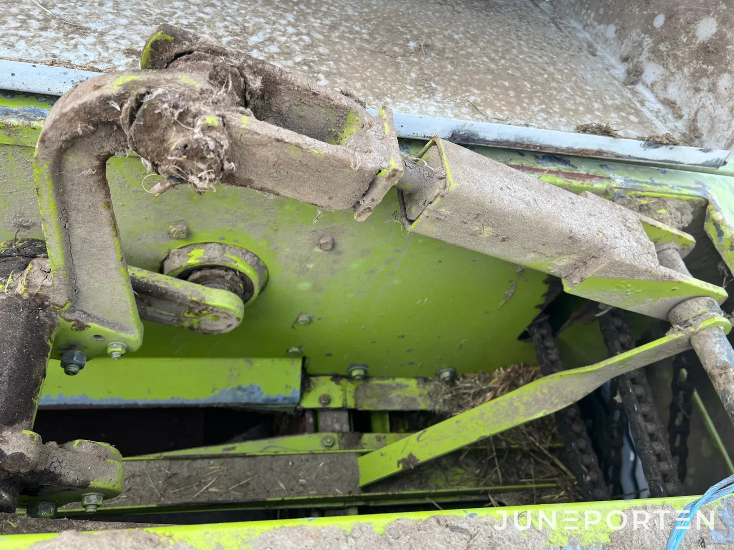 Småbalspress Claas Markant 41
