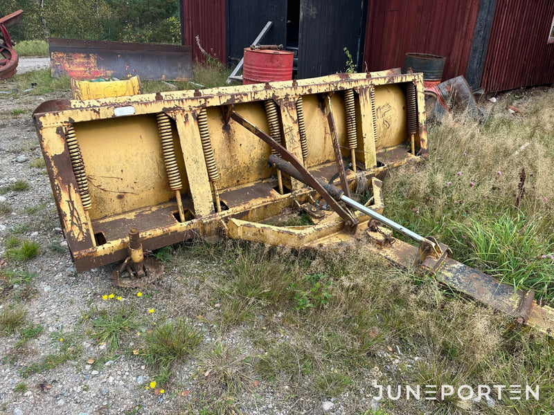 Snöplog Vreten K2800U