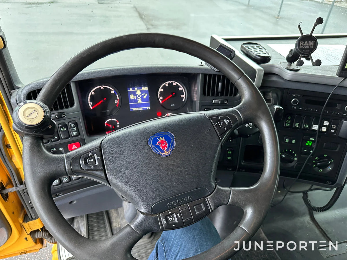 Sopbil Scania P360 6x2