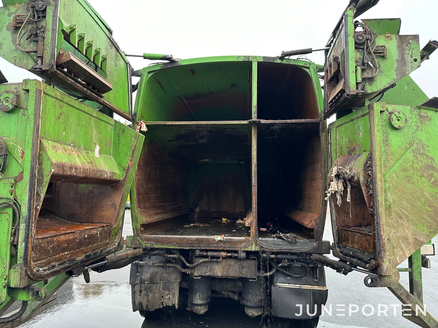 Sopbil Scania P360 6x2