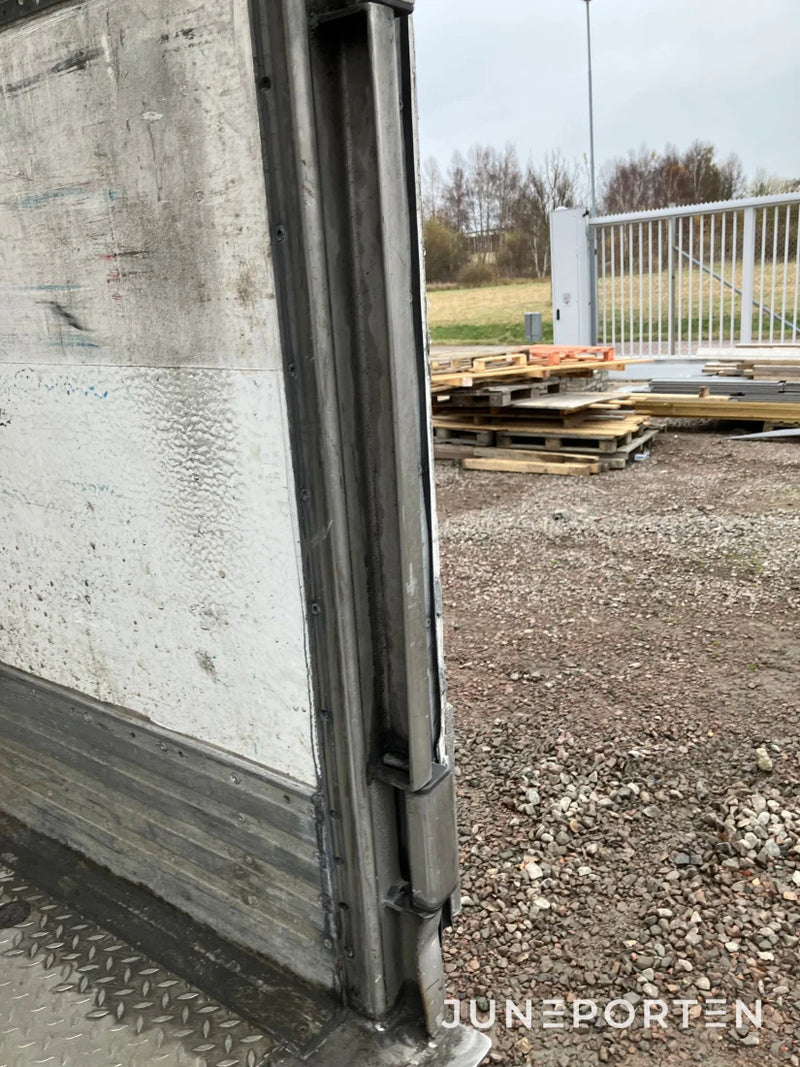 SOR SP71 trailer med Carrier kylaggregat