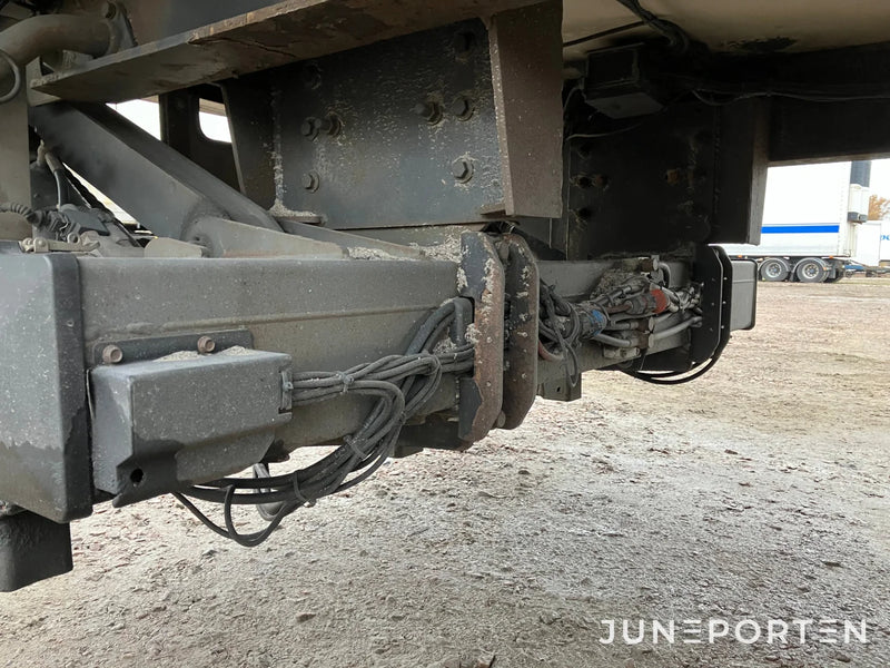 SOR SP71 trailer med Carrier kylaggregat