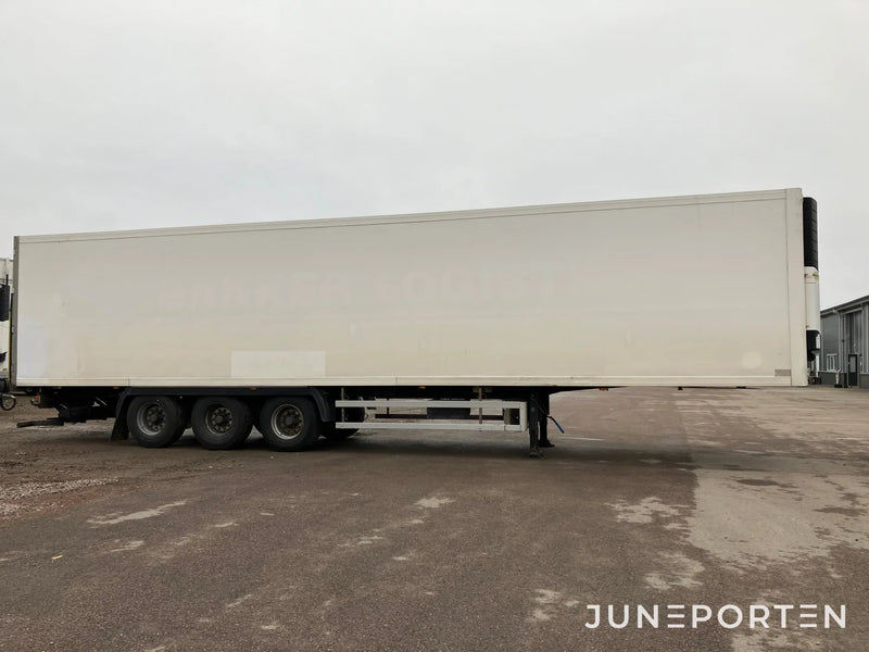 SOR SP71 trailer med Carrier kylaggregat