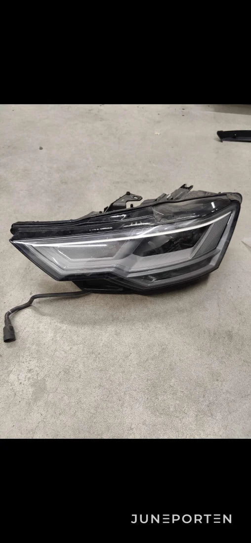 Strålkastare till Audi A6 2022