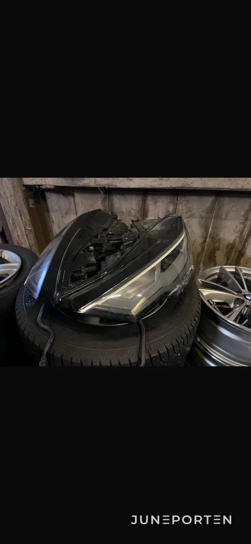 Strålkastare till Audi A6 2022