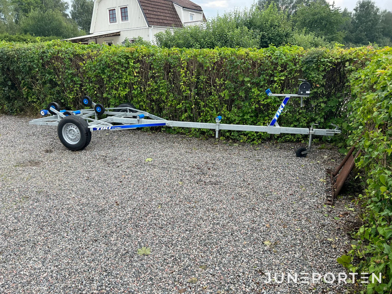 Styrpulpetbåt HR 602 CC Honda BF115