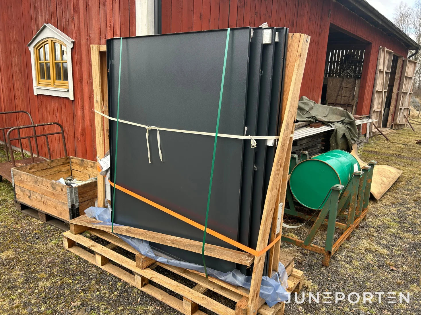 Skyddsvägg till CNC maskin eller svetsbas