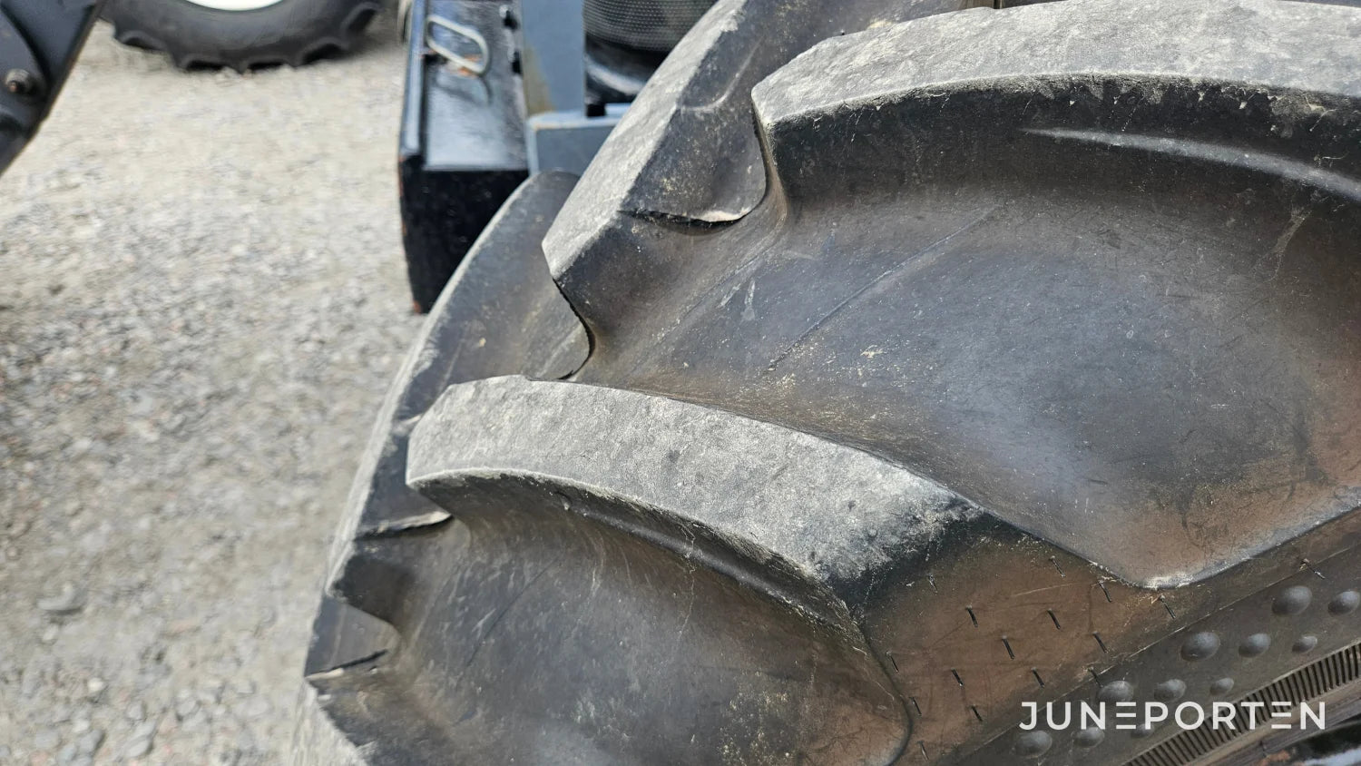 New Holland TD 80D 4WD med lastare