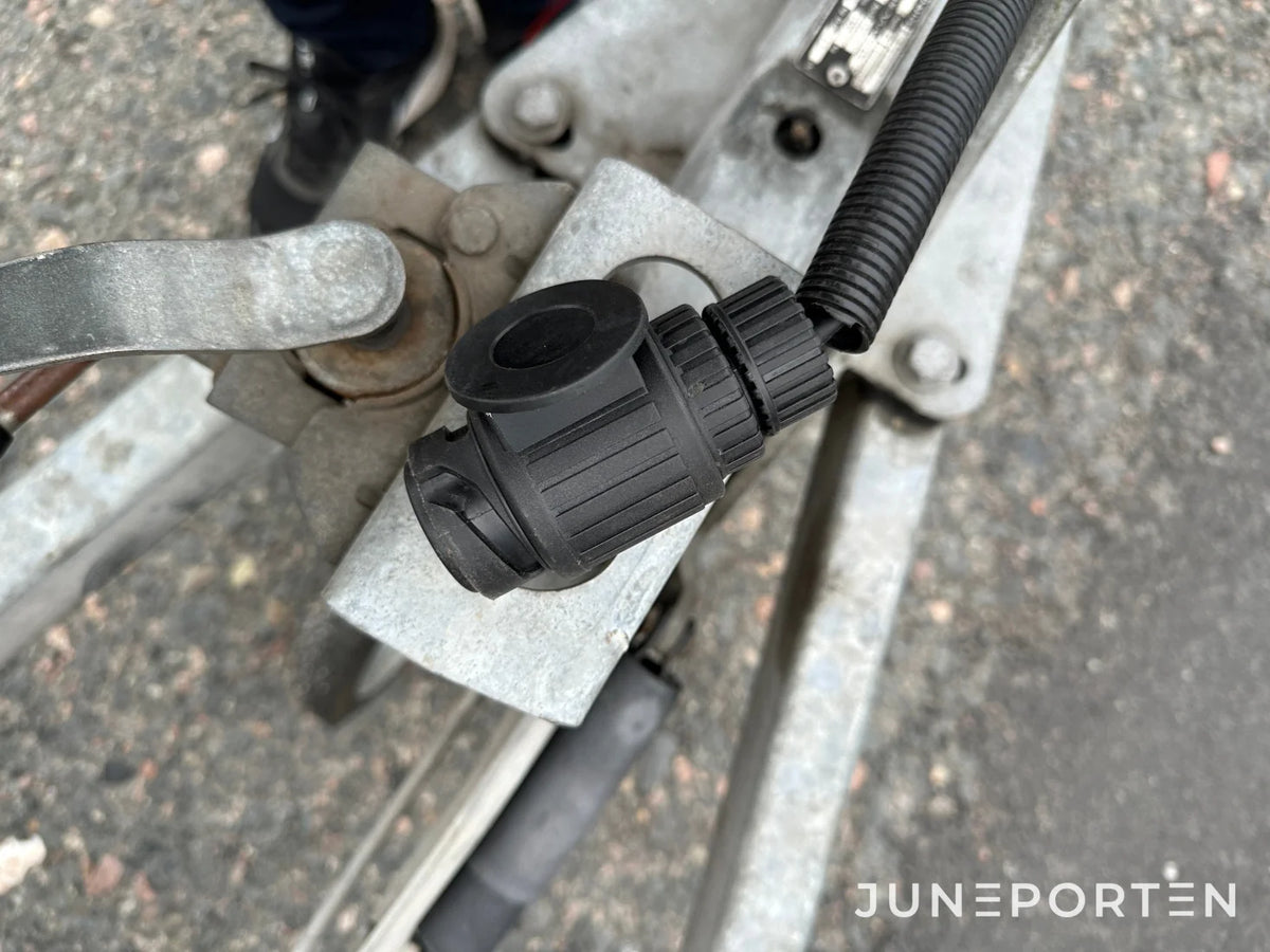 Thule Släp AZ 1300