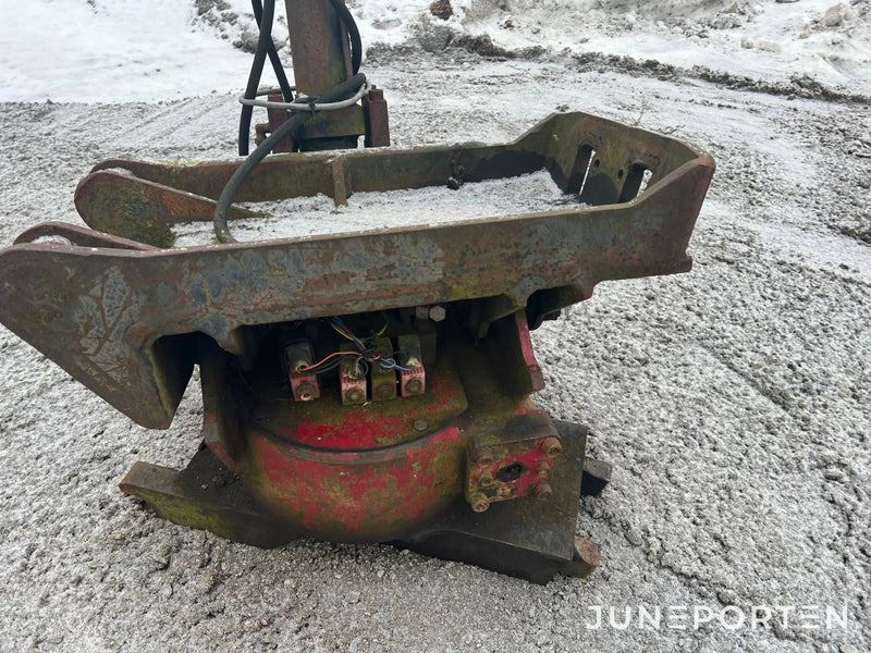 Tiltrotator B18