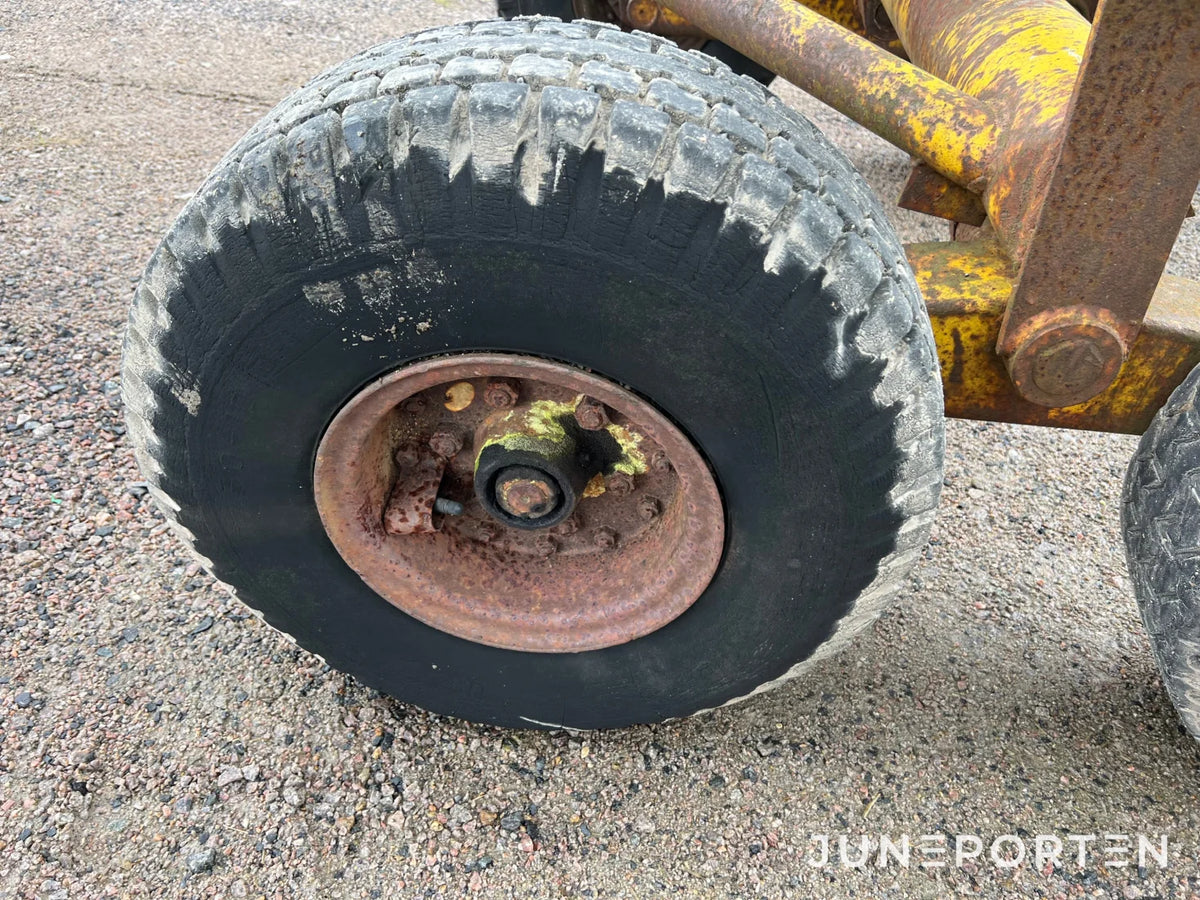 Timmervagn Rottne med vajerkran