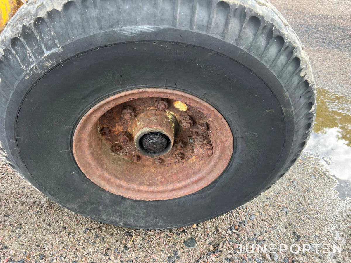 Timmervagn Rottne med vajerkran