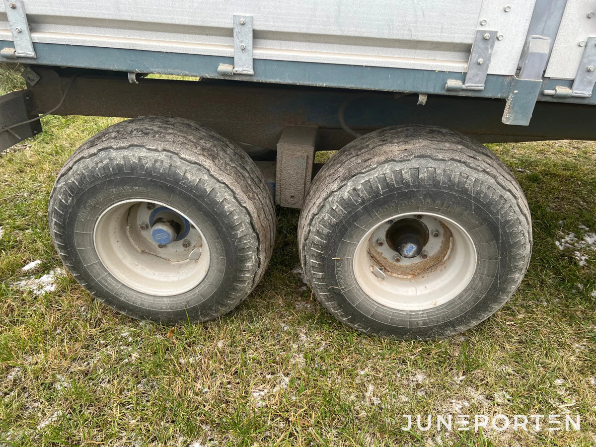 Tippvagn Gisebo 2811/UB