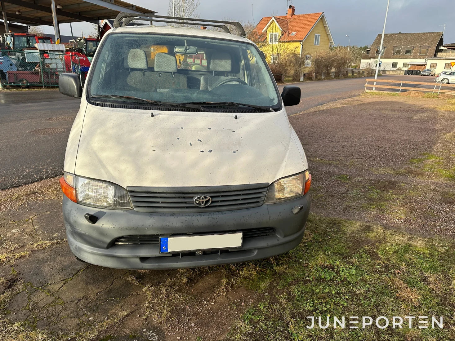 Toyota HiAce Van 2.5 D-4D