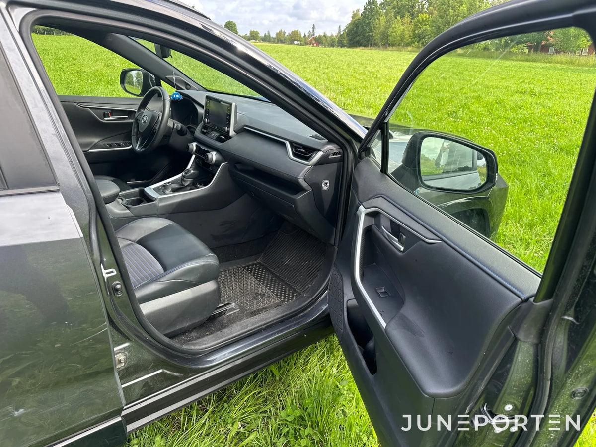 Toyota RAV4 Hybrid AWD-i E-CVT Style