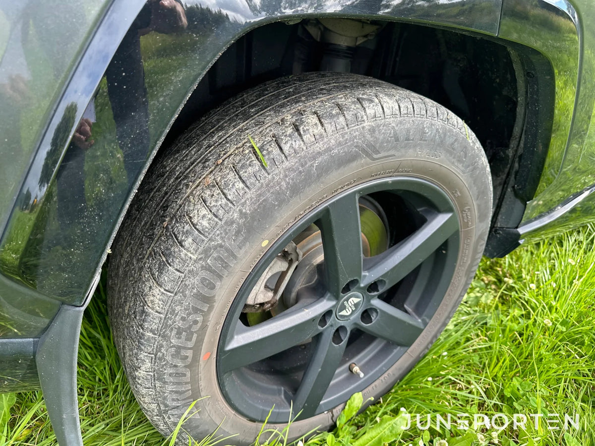 Toyota RAV4 Hybrid AWD-i E-CVT Style