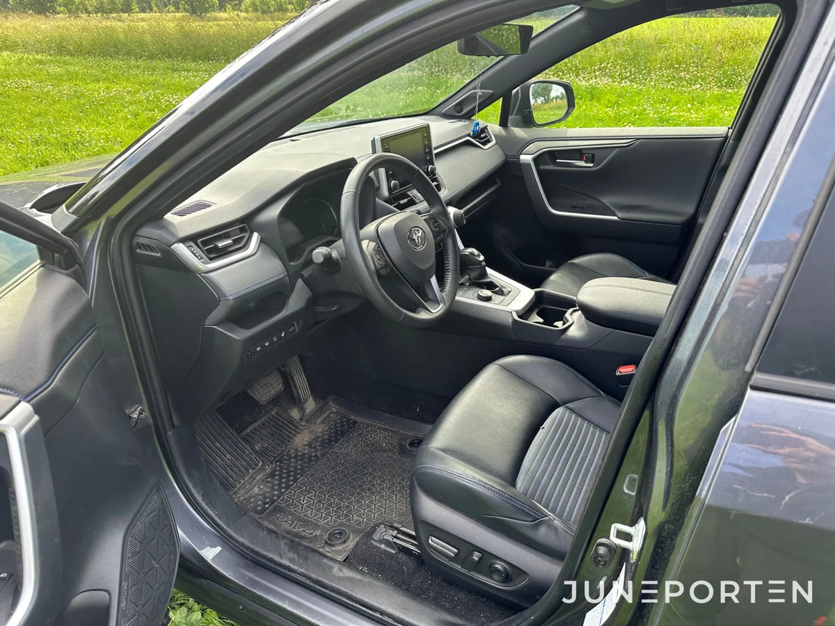 Toyota RAV4 Hybrid AWD-i E-CVT Style