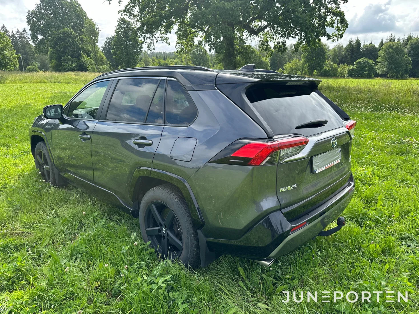 Toyota RAV4 Hybrid AWD-i E-CVT Style