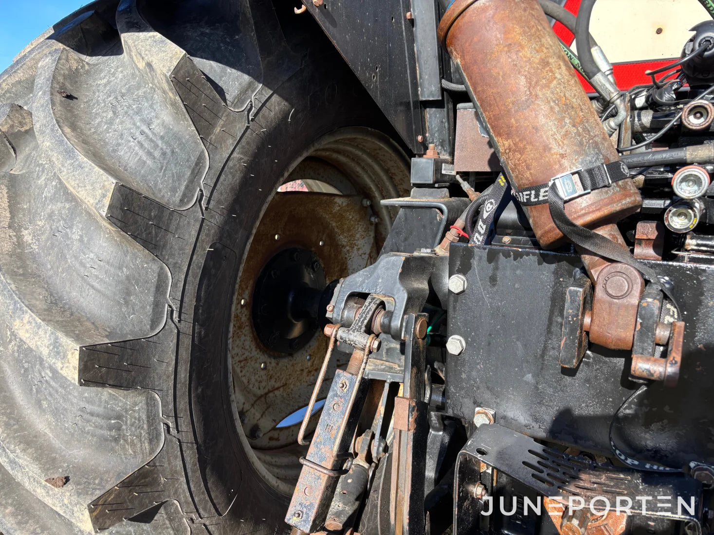 Traktor Case IH Maxxum MX135