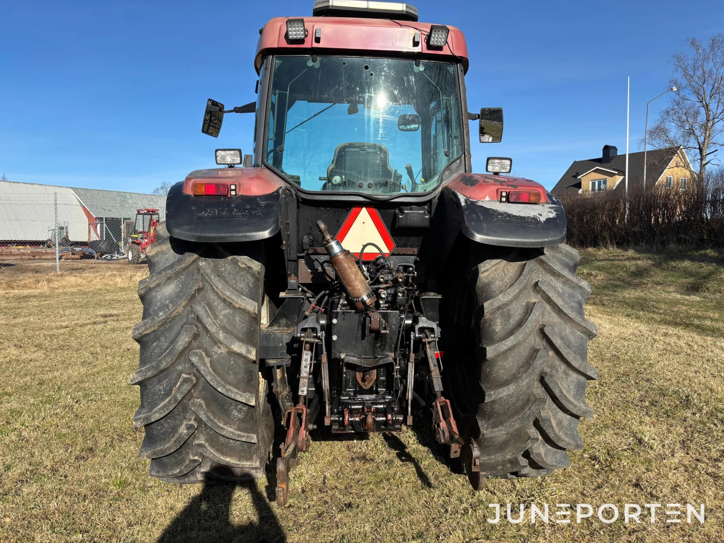 Traktor Case IH Maxxum MX135