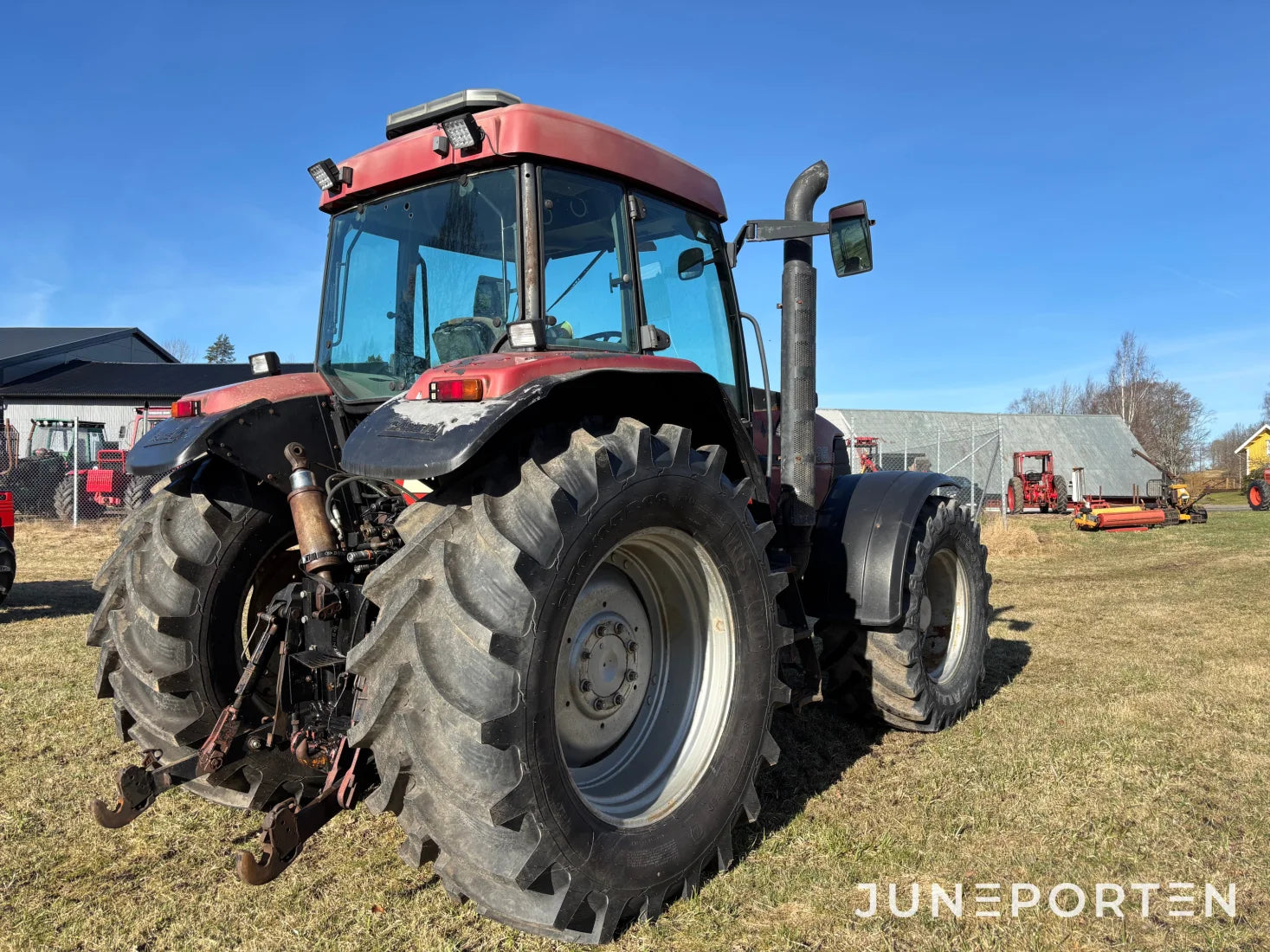 Traktor Case IH Maxxum MX135